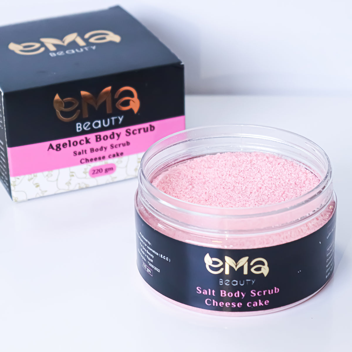 Salt Body Scrub With Strawberry